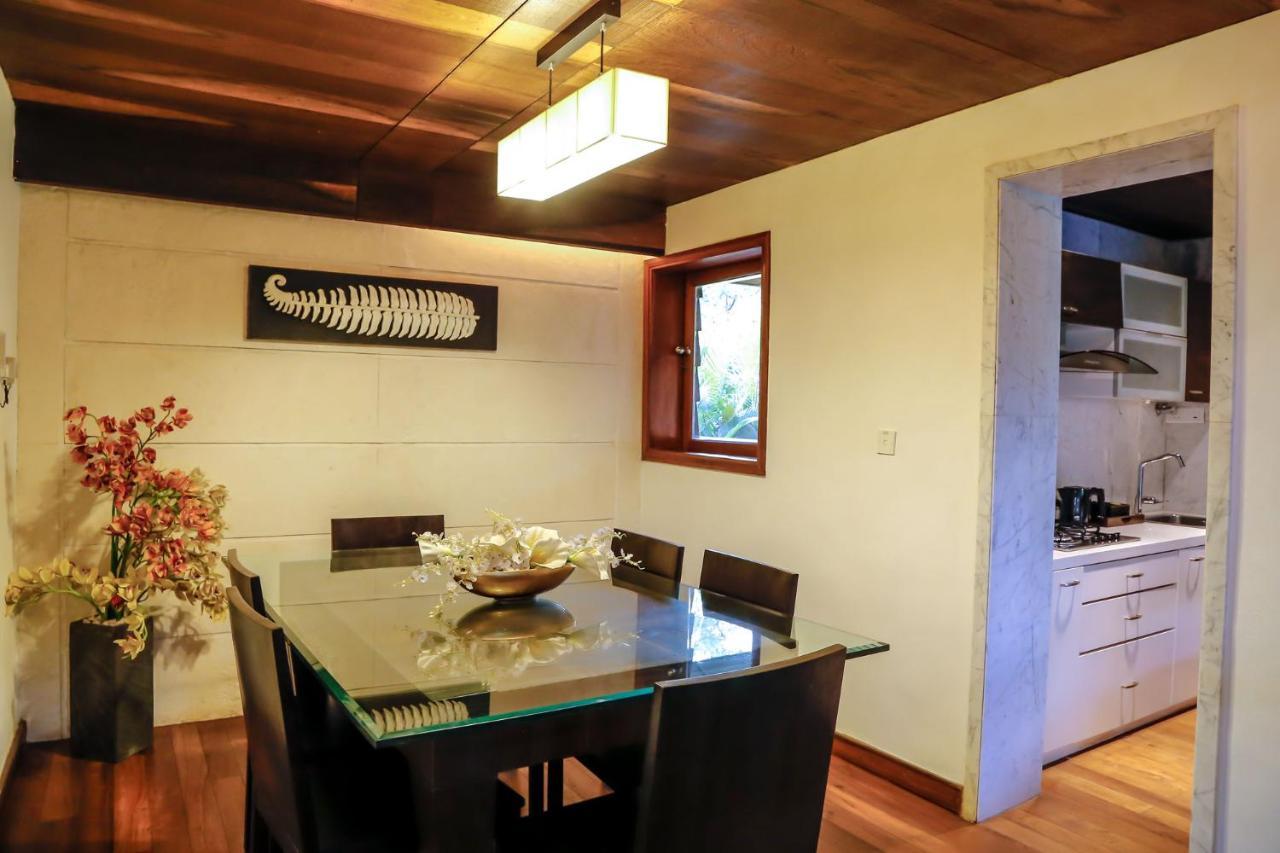 ホテル アンビー バレー シティ ロナバラ エクステリア 写真 A dining room